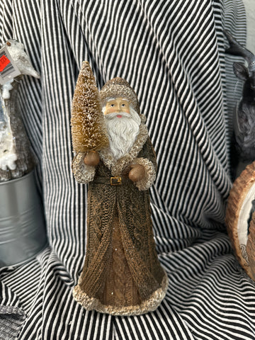 RUSTIC SANTA WITH GOLD TREE