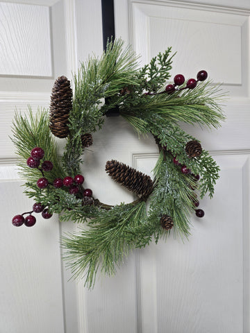 RED BERRY/PINE MINI WREATH 16IN